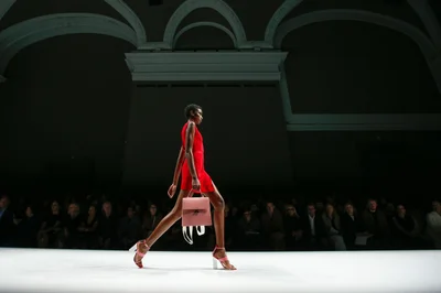 Look 10